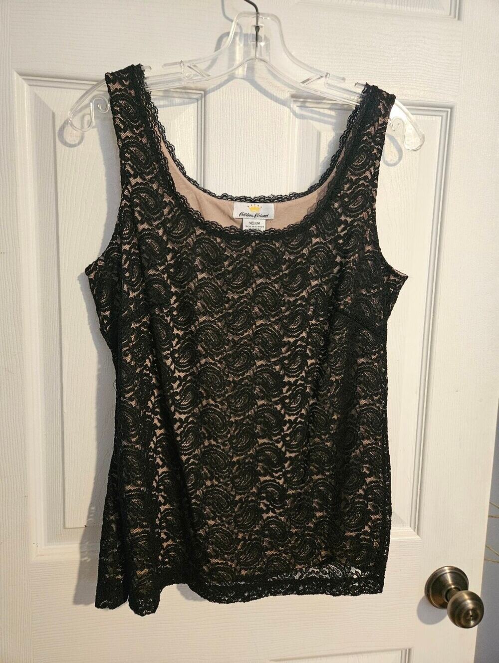 Woman's black lace tank top size M